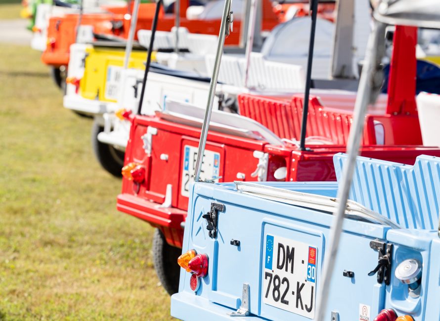 Animation rallye en méhari et 2cv Puravida, votre spécialiste pour vos animations team building et vos séminaires